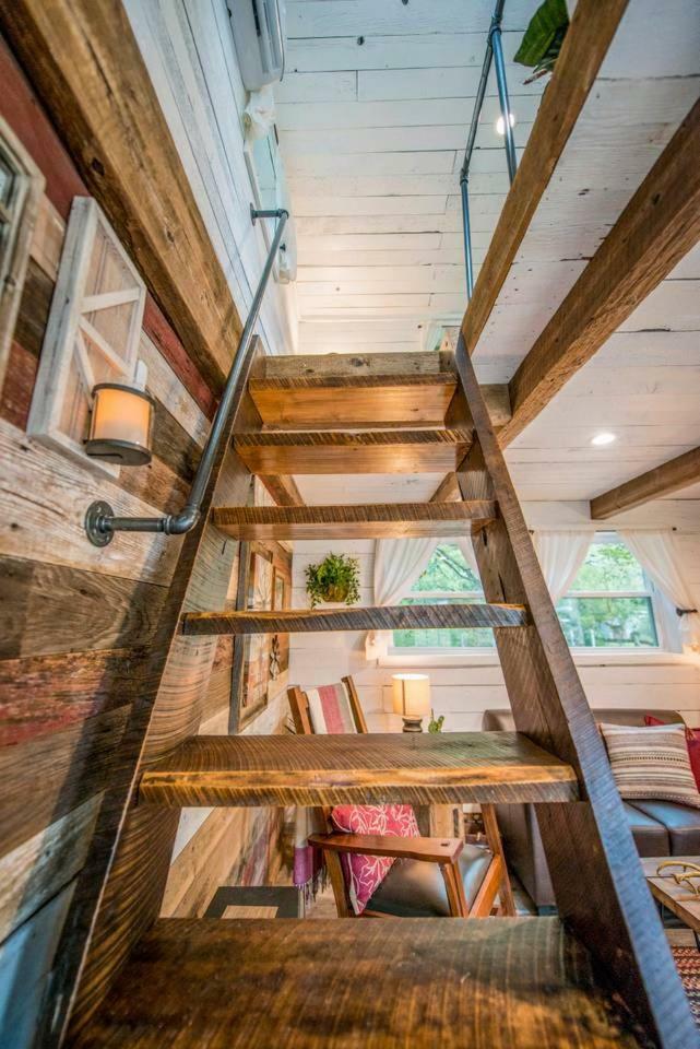 Cozy Cabin Little Red Hen 12 Min To Magnolia واكو المظهر الخارجي الصورة